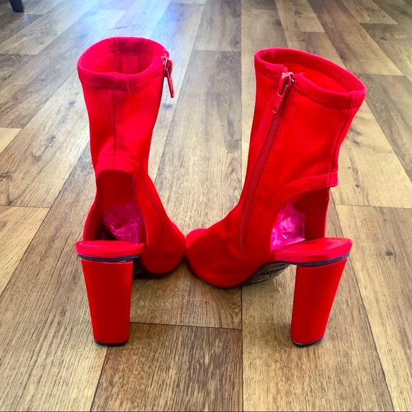 Red ankle boots - Picture 4 of 5